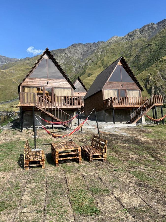 Kazbegi 4 Side Cottages Exteriör bild